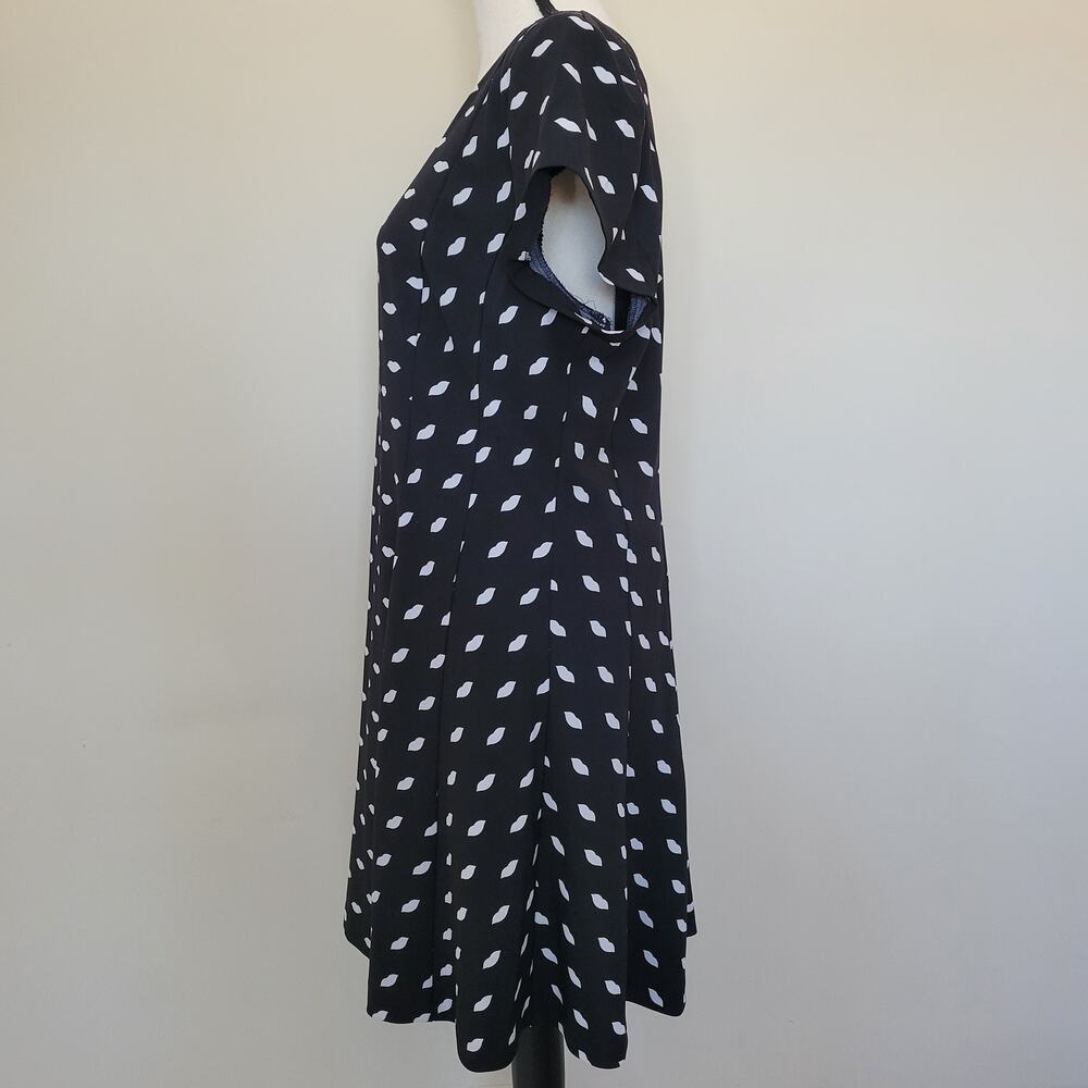 Maison Jules Cute XXL Fit & Flare Dress Scoop Neck Bust Darts Lined Cap Sleeves - Picture 8 of 16